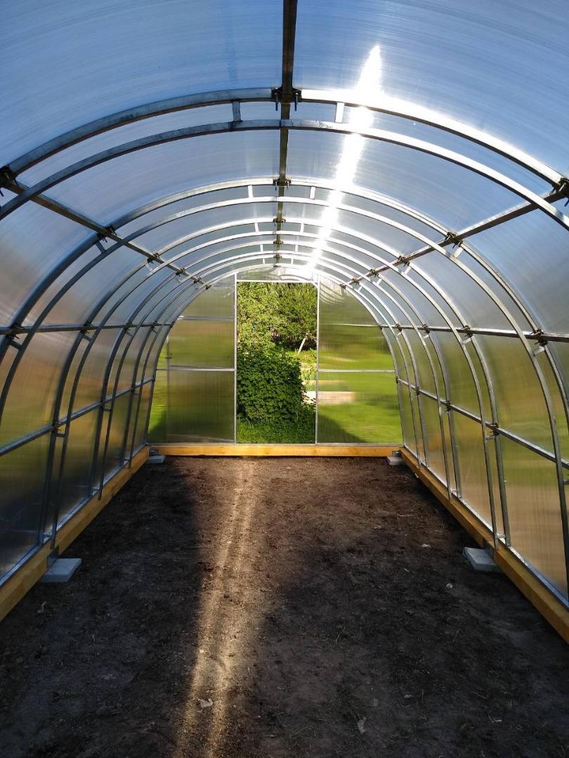 Теплица «Двойная дуга»