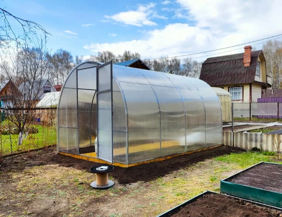 Теплица Стандарт — вид сбоку