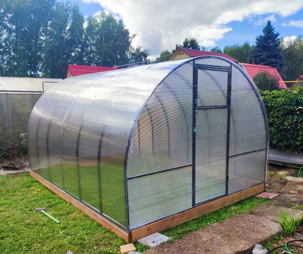 Теплица Усиленная — дуги